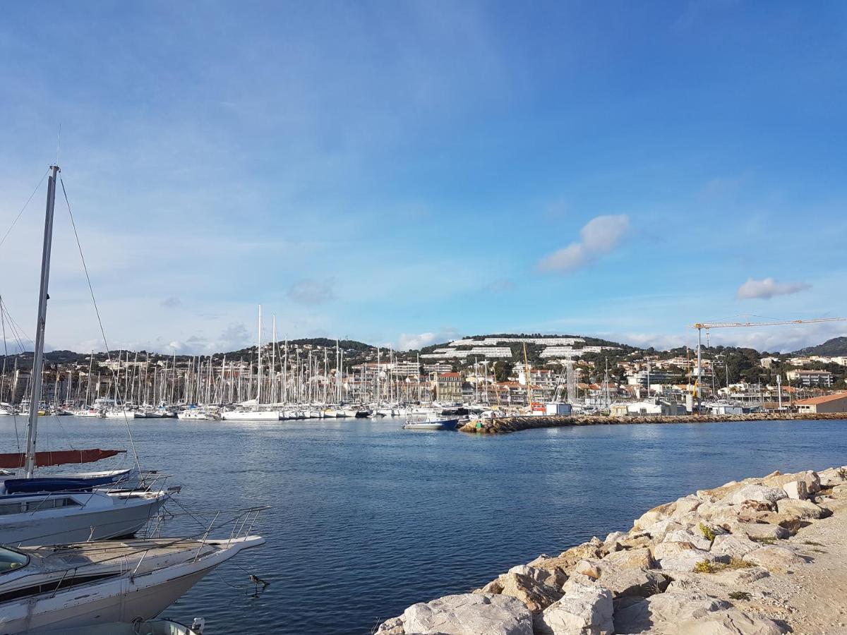 STUDIO avec PARKING TOUT A PIED et CALME Bandol Extérieur photo